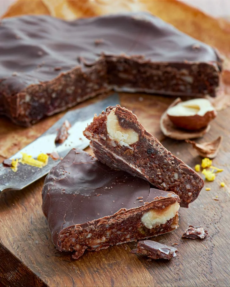 Panforte mit Schokolade – ansprechend in Szene gesetzt